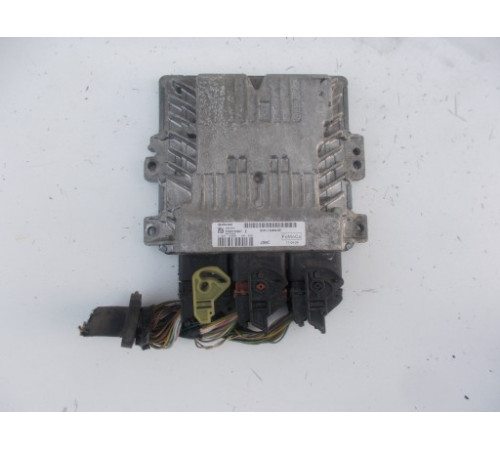Компьютер Ford Focus mk3 S180133007E BV6112A650NE