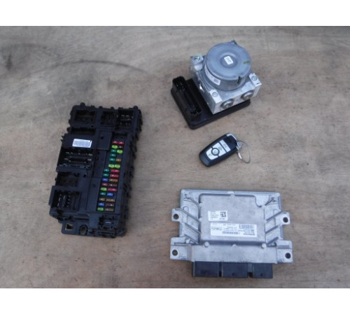 Компьютер двигателя FORD Fusion LIFT USA HYBRID 17-