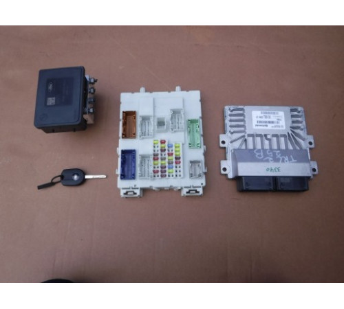 Водитель компьютера FORD TRANSIT CONNECT MK2 США 25
