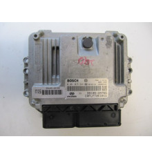 Hyundai i30 1.6 CRDI компьютер 0281015244