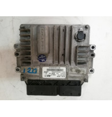 Компьютер драйвер HYUNDAI I20 39130-2A040 Европа