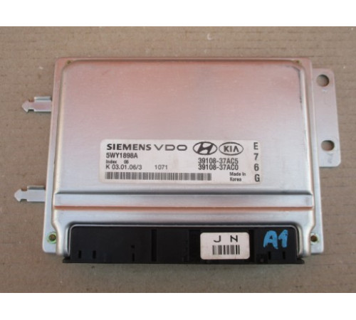 КОМПЬЮТЕР ДВИГАТЕЛЯ HYUNDAI 5WY1898A 3910837AC5