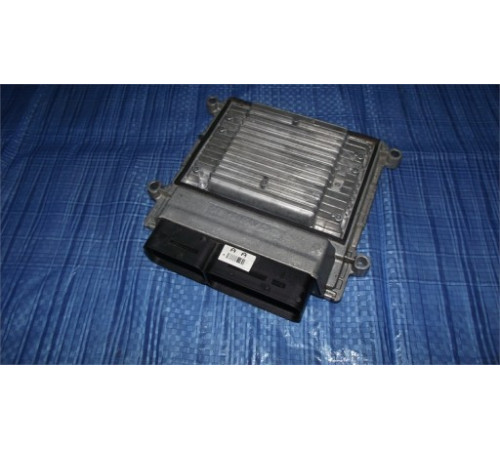 HYUNDAI SONATA IV 05-09 2.4 КОМПЬЮТЕР 39110-25070