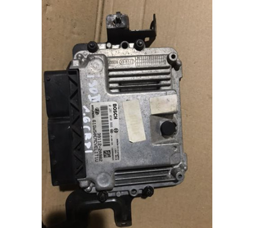 Компьютер двигателя Hyundai i30 2 II 0281030866 CRDI