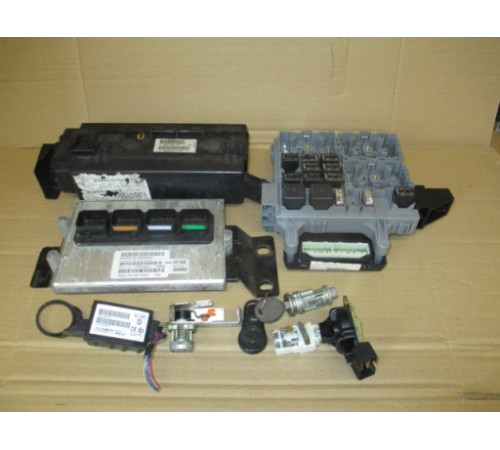Компьютер Jeep Cherokee KJ 2.4 P56044663AF