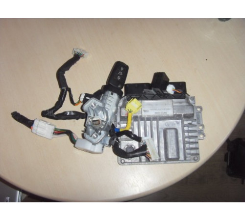 KIA VENGA 09-15 КОМПЬЮТЕР КЛЮЧ ЗАЖИГАНИЯ BCM 39130-2A303