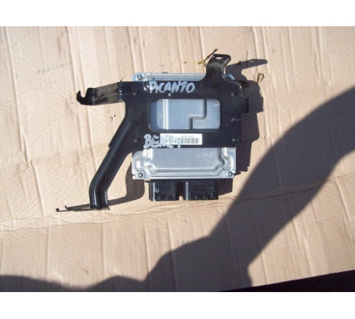 ВОДИТЕЛЬ КОМПЬЮТЕРА ДВИГАТЕЛЯ KIA PICANTO 39199 - 04AJ0