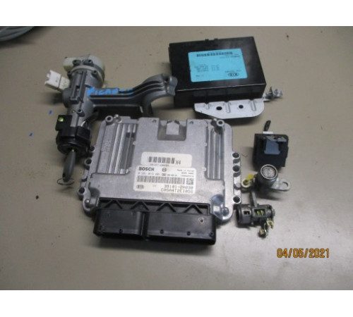 PICANTO и лифт 09 R. 1.1 CRDI компьютер 39101-2A030