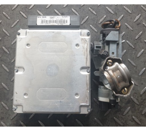 КОМПЬЮТЕР И ЗАМОК ЗАЖИГАНИЯ ДЛЯ MAZDA 626 2.0 F7FF-12A650-FH