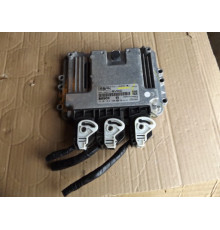Компьютер Mazda 2 1.6 D 0281014990 8V21-12a650xc