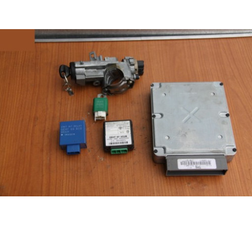 КОМПЬЮТЕР IMMO КОМПЛЕКТ TPM8 MAZDA 626 2,0 16V
