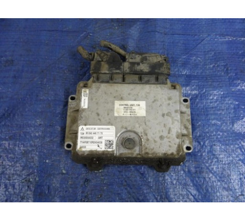 Компьютер двигателя mitsubishi canter fuso m038sa002