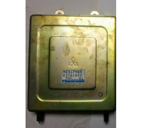 MITSUBISHI компьютер двигателя MD317989