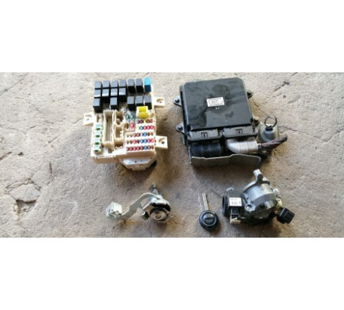MITSUBISHI COLT 09-12 1.3 B КОМПЬЮТЕР РУЧНОЙ КОМПЛЕКТ