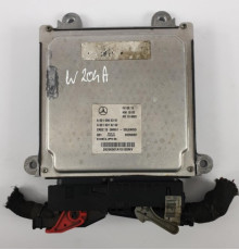 Компьютер двигателя MERCEDES W204 2.2 CDI A6519000301
