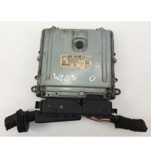 Компьютер двигателя MERCEDES W203 3.0 CDI A6421508379