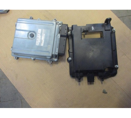 MERCEDES W218 W212 компьютер двигателя A2769004700