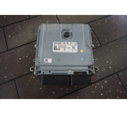 Компьютер двигателя MERCEDES W211 3.0 CDI A6421508378