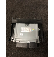 Компьютер двигателя MERCEDES OM642 A6421504777 3, 0V6
