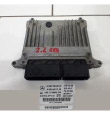 W204 компьютер контроллер двигателя A6461509372