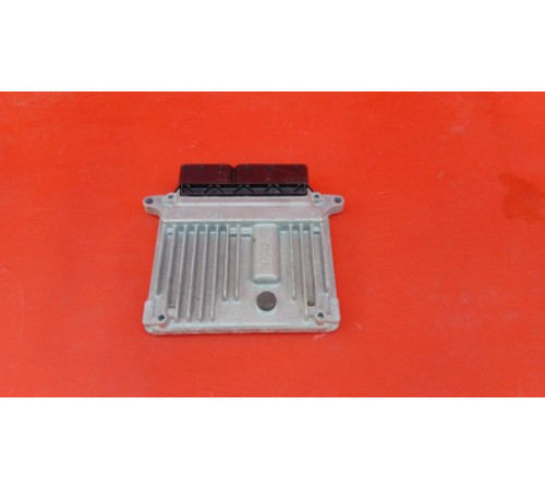 Mercedes C220 W204 Компьютер двигателя 6461509372