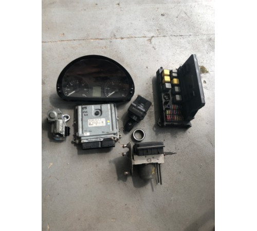 MERCEDES SPRINTER 906 компьютер стартер A6461506378