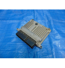 MERCEDES C-Class W204 компьютер двигателя A6461509372