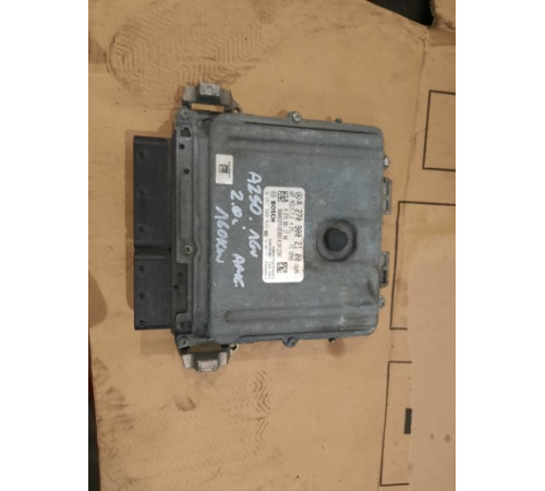 MERCEDES CLA W117 компьютер двигателя A2709002100
