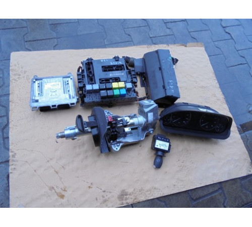 Компьютер двигателя A2661533379 MERCEDES A W169-выс-