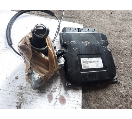 компьютер двигателя mercedes C w203 a2711539079