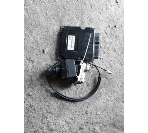 компьютер двигателя mercedes C w203 a2711537279