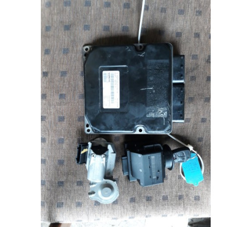 компьютер двигателя mercedes C w203 a2711530591