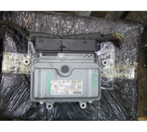 MERCEDES W169 A-класс компьютер двигателя A6401506879