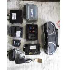 MICRA K14 17-19 0.9 я-GT компьютер ключ комплект