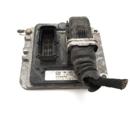 Компьютер двигателя Opel ZAFIRA a 1.8 b 90582539