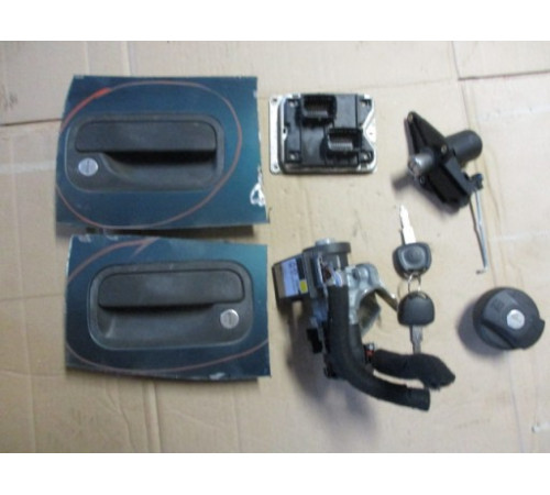 СТАРТОВЫЙ КОМПЛЕКТ OPEL CORSA C 1.2 16V КОМПЛЕКТ