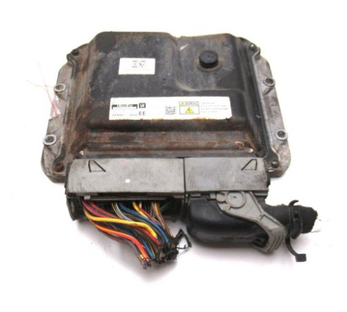 Компьютер двигателя Opel Astra H 1.7 CDTI 98025829