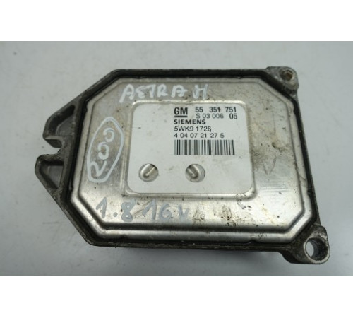 Opel Astra III H 1.8 16V компьютер двигателя 55351751