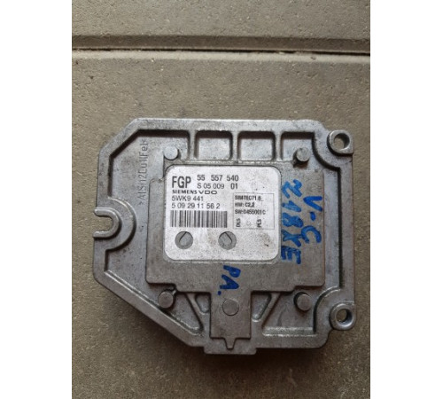 ДРАЙВЕР ДВИГАТЕЛЯ OPEL VECTRA C Z18XE FGP 55557540