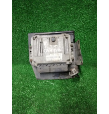 ASTRA H III 1.9 CDTI КОМПЬЮТЕР ДВИГАТЕЛЯ 55201793