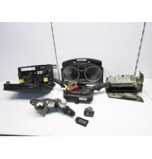 ZAFIRA B КОМПЬЮТЕР 55570807 0281015767 1.9 CDTI