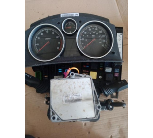 КОМПЬЮТЕР ДРАЙВЕР КОМПЛЕКТ OPEL ASTRA III 1.6 16V