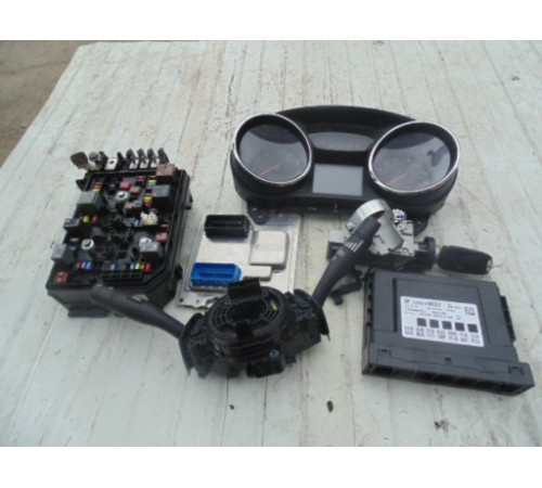 OPEL ASTRA K 5 КОМПЬЮТЕР ДВИГАТЕЛЯ КОМПЛЕКТ 12676940