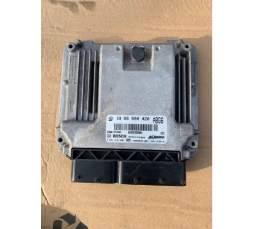 Компьютер двигателя Opel 55590420 ABDG