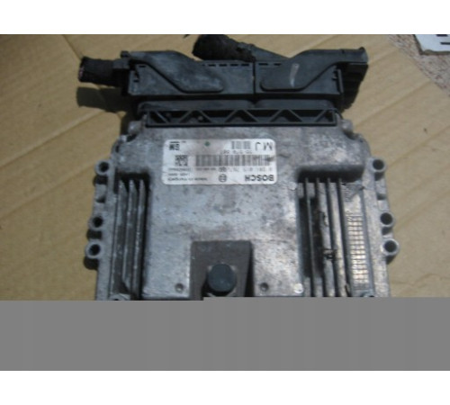 КОМПЬЮТЕР ДВИГАТЕЛЯ OPEL ZAFIRA B 55570807