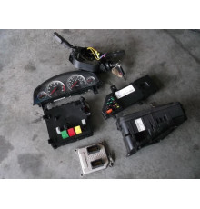 КОМПЬЮТЕР ДВИГАТЕЛЯ Z18XER OPEL VECTRA C LIFT 1.8 16V