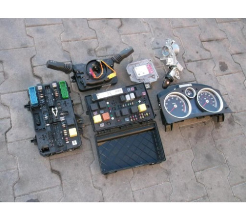 КОМПЬЮТЕР ДВИГАТЕЛЯ Z18XE OPEL ASTRA 3 1.8 16V-H-