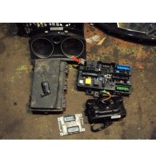 КОМПЬЮТЕР ДВИГАТЕЛЯ ASTRA III H Z14XEP 55558787 BB