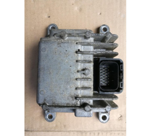 БЛОК УПРАВЛЕНИЯ НАСОСА OPEL ISUZU 1.7 8971891362