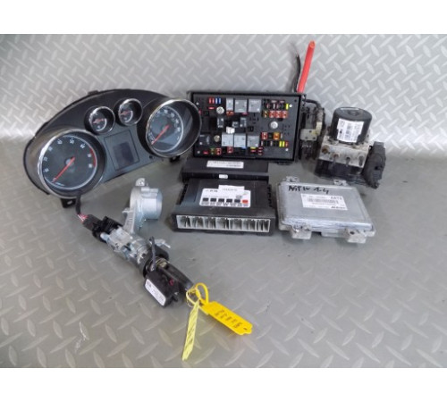 STARTER KIT ДРАЙВЕР ASTRA IV J 1.4 A14XER